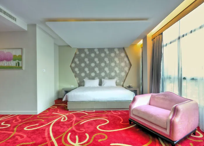 Hotel One One