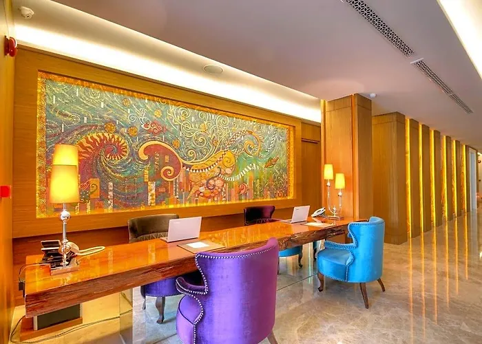 One One Hotel 3*